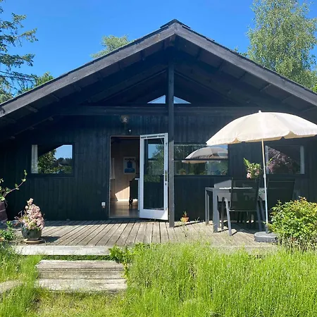 Cozy Summer House In Enghave Holiday home *