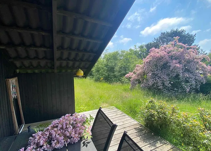 Дом отдыха Cozy Summer House In Enghave