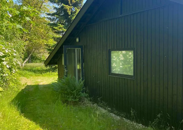 Cozy Summer House In Enghave Melby